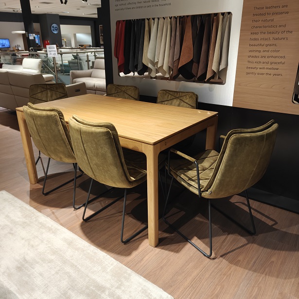 Krzesła Moon 50% Wyprzedaż !!